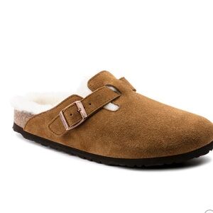 Boston Shearling Suede clogs.